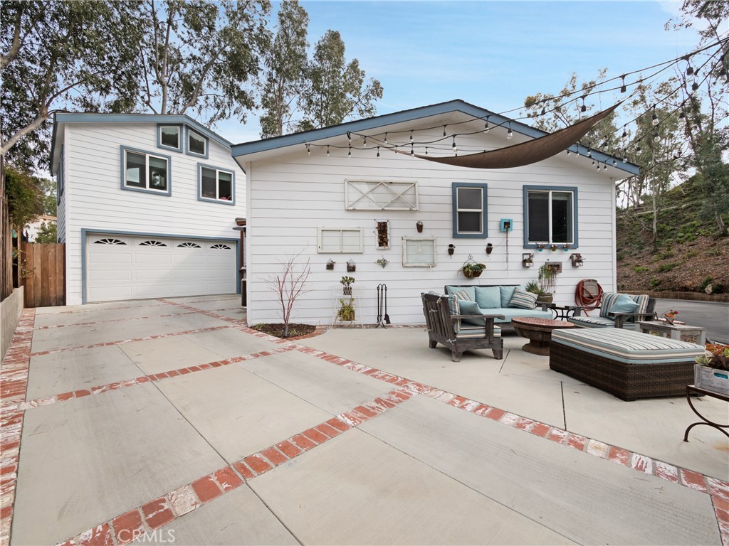 Absolutely gorgeous and tastefully designed, manufactured home, nestled in a quiet pocket of Calabasas. 4 bedrooms, 2 baths, and a large bonus room, 1,930 square feet of living space and a 2-car finished garage. A beautiful seating area and a large deck greet you into this charming home. This a GreenRated Home. Features: High Ceilings, Maple Hardwood Floors, A Large bonus Family Room, Plenty Of Closet Space & Storage, Open Kitchen, Master Suite, Water Filtration System, and a Laundry Room. This is the perfect house, located in a cul-de-sac like street, Plenty of parking, it suits extended families. The scale & layout of this property is an entertainers dream. The private yard features mountain views, trees, and a Large Private Brick Patio.
Award winning Schools: Chaparral Elementary, AC Stelle Middle School and Calabasas High. Calabasas Village amenities include Pool and Spa, Gym, Tennis court, Basketball court, Library and more. The monthly land lease is $1,761 and includes Water, trash, cable, and sewer. No HOA and No Land Property tax. Located just 18 minutes from Malibu beach this property is a must see !!!