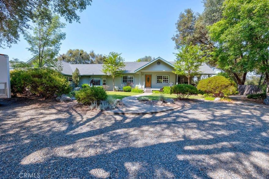 An exceptional opportunity to acquire 
almost 3 acres in the mountains of 
Mariposa! Featuring a charming 2,600 
square foot 3 bedroom 3 bath home, 
2,000 square foot shop and 936 square 
foot potential ADU! Additionally, there 
are 2 storage garages as well as a 2,880 
square foot shop & office with a 
restroom. Use the shops for your own 
contractor business or lease them out. 
The possibilities are endless. 
Conveniently located on HWY 49 just 
east of Darrah Rd in Bootjack.