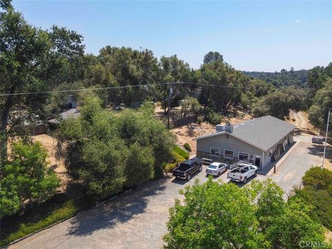 A home in Mariposa