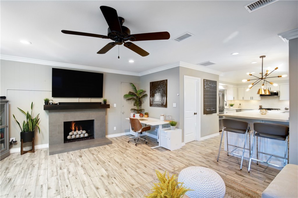 Country Hills East (CNHE) - Residential