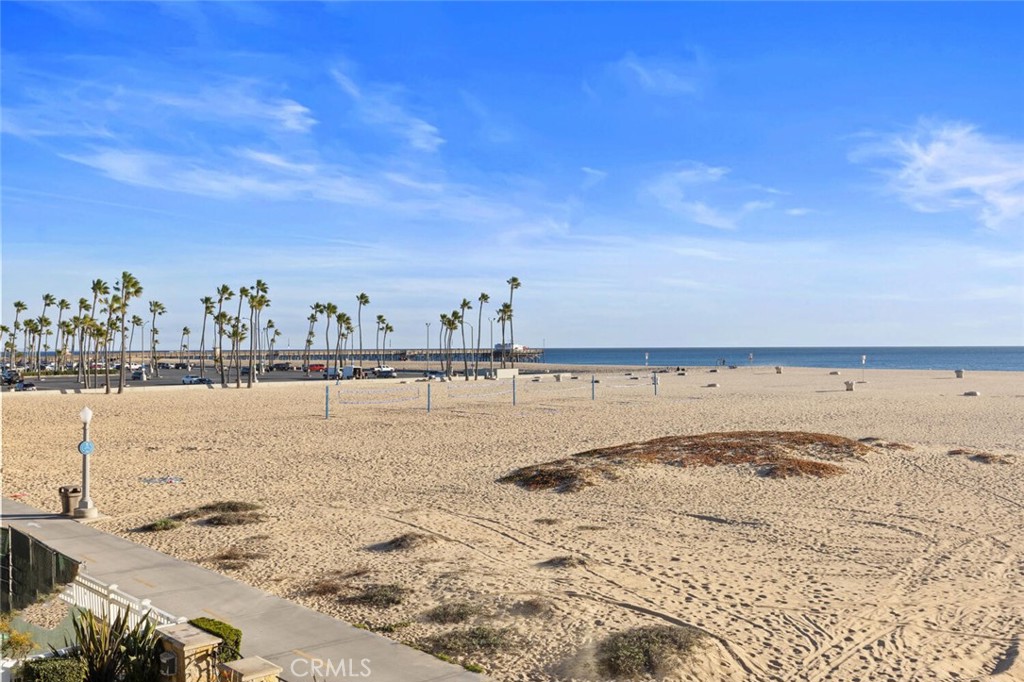 310 E Oceanfront