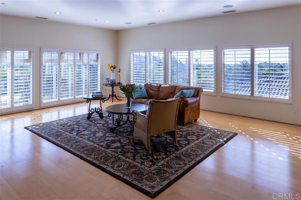 ,Vista - Residential