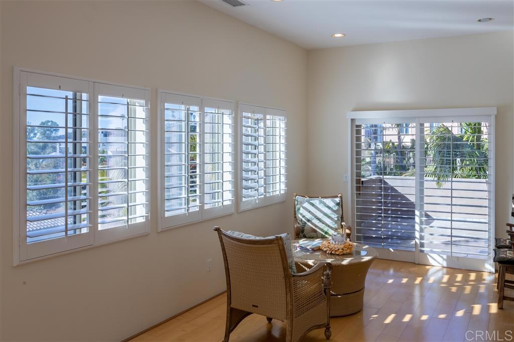 ,Vista - Residential