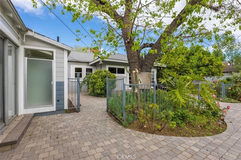 A home in Studio City