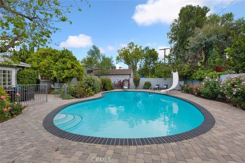 A home in Studio City