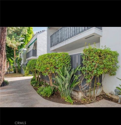 A home in Tarzana