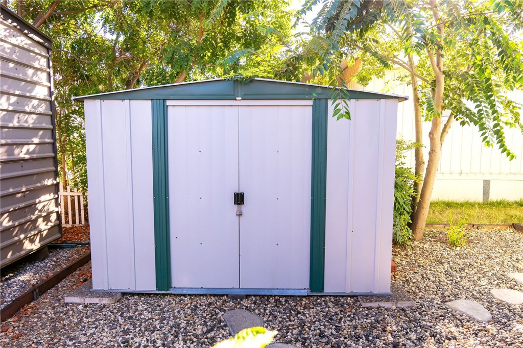 Photo 6 of 23 of 123 Henshaw Avenue 517 mobile home