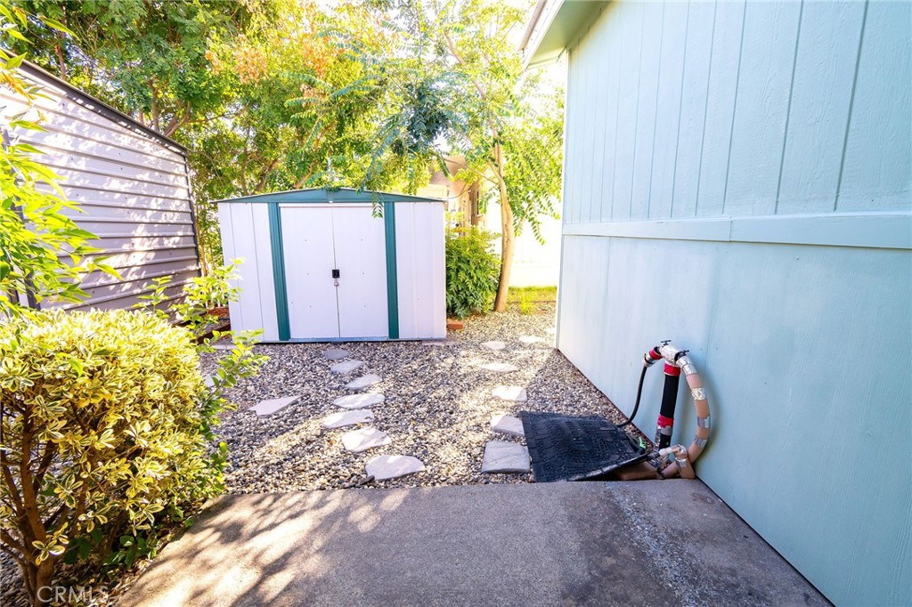 Photo 5 of 23 of 123 Henshaw Avenue 517 mobile home