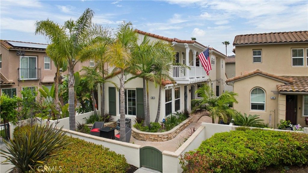 listing image 130728425731920811739