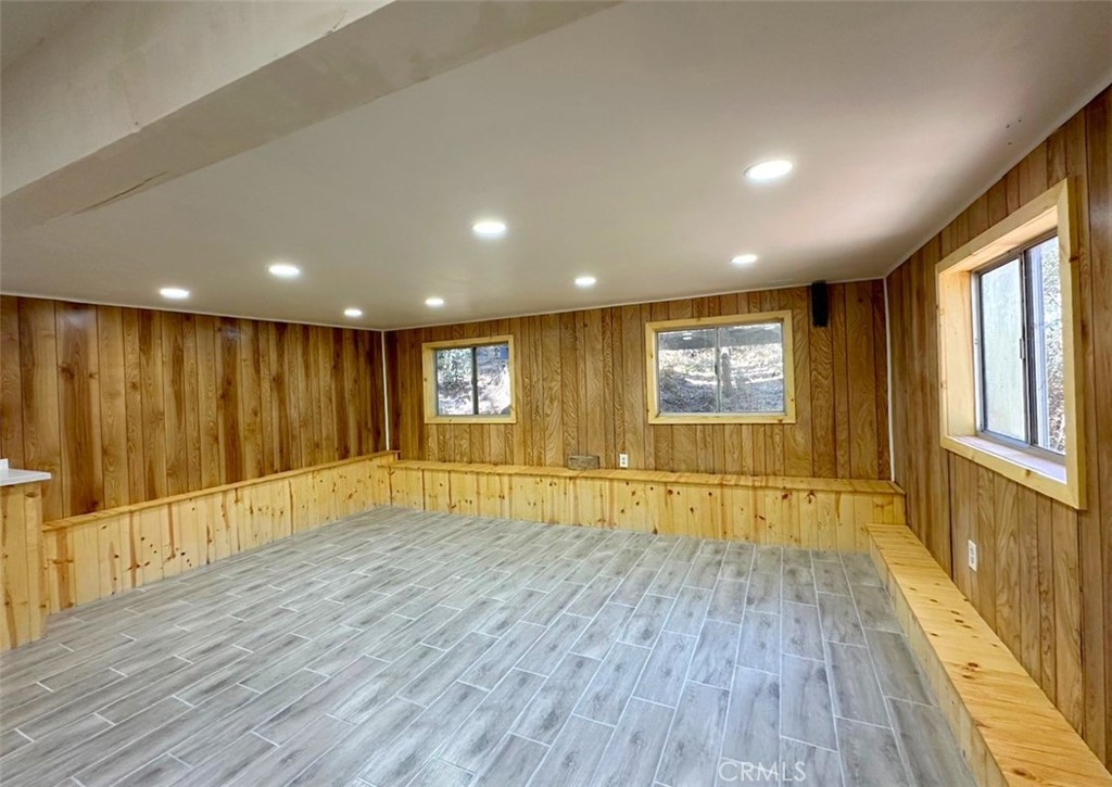 Photo 16 of 31 of 2410 Spruce Drive house