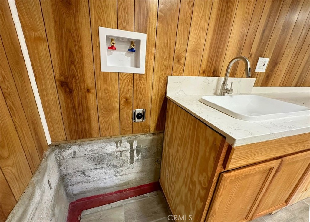 Photo 20 of 31 of 2410 Spruce Drive house