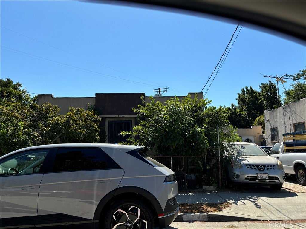 1930 Blake Avenue