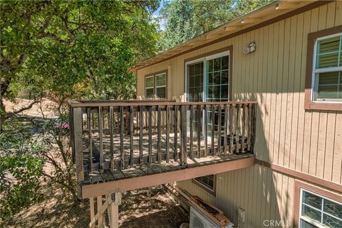 A home in Clearlake Oaks