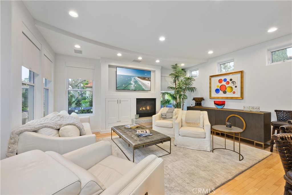 Lido Island (LIDO) - Residential