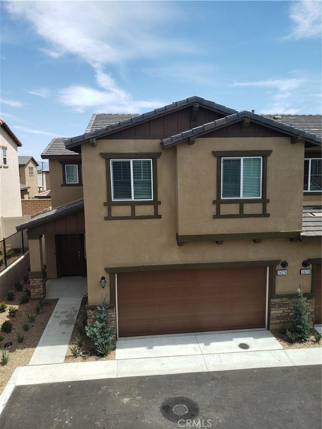 listing image 130728832201089843475