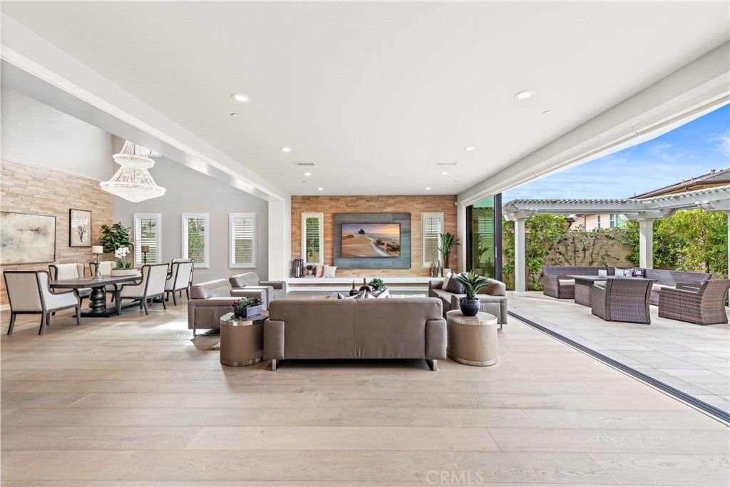 listing image 13072535688482