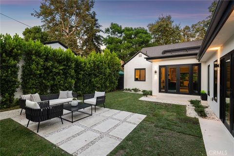 A home in Studio City