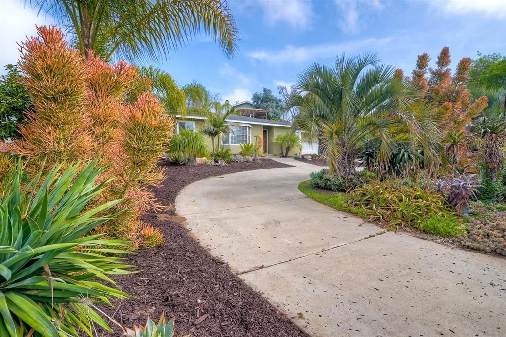 listing image 130721505278561156301