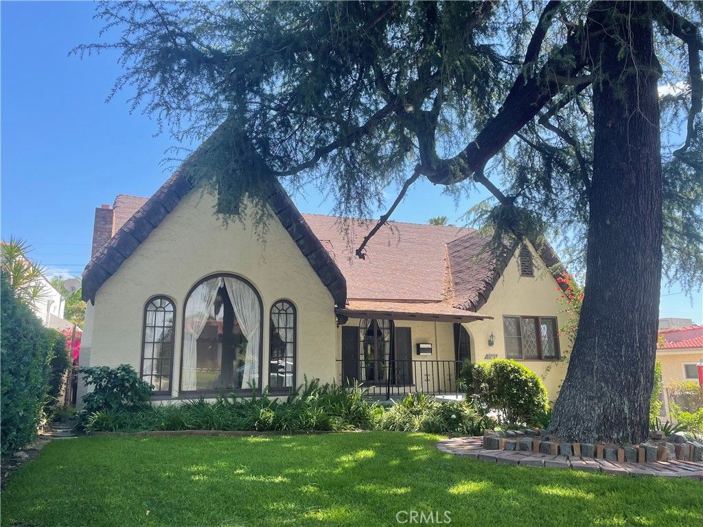 listing image 130720505040158679817