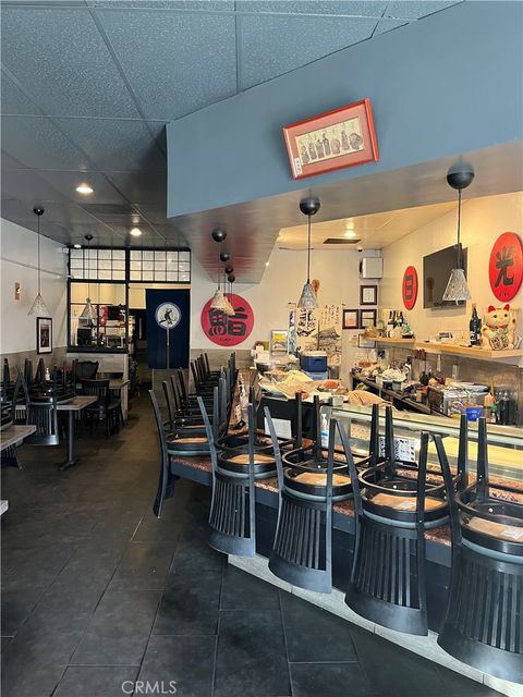 19001 Ventura Boulevard Tarzana CA 91356