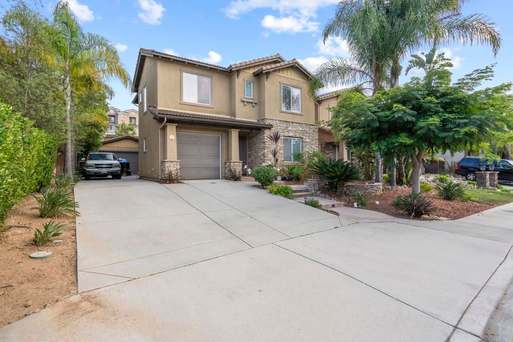listing image 130721661326973642485