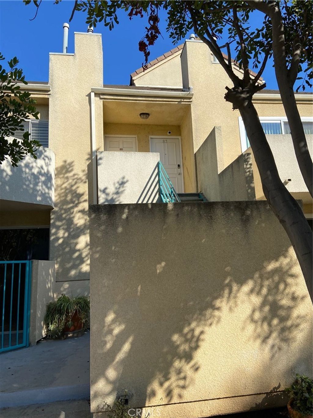 listing image 130726394110923475224