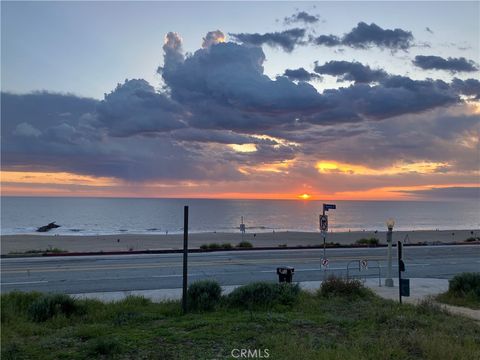 A home in Playa Del Rey