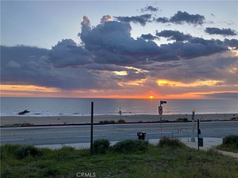 A home in Playa Del Rey