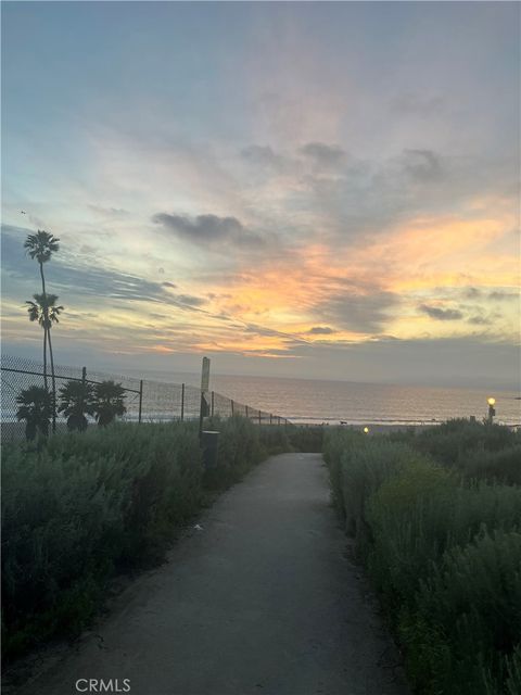 A home in Playa Del Rey