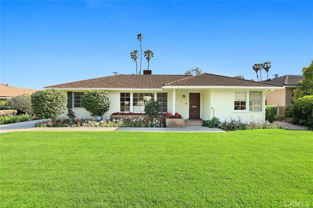 listing image 130722877642568092850