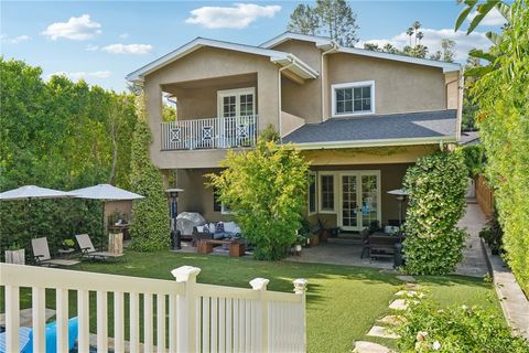 A home in Studio City