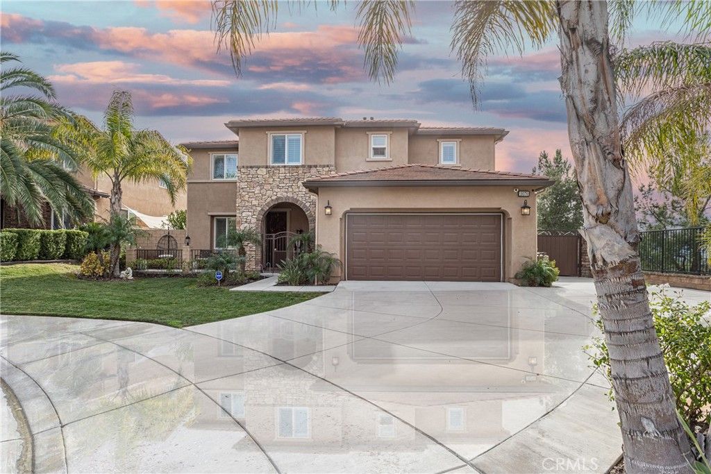 listing image 130725098784115114119
