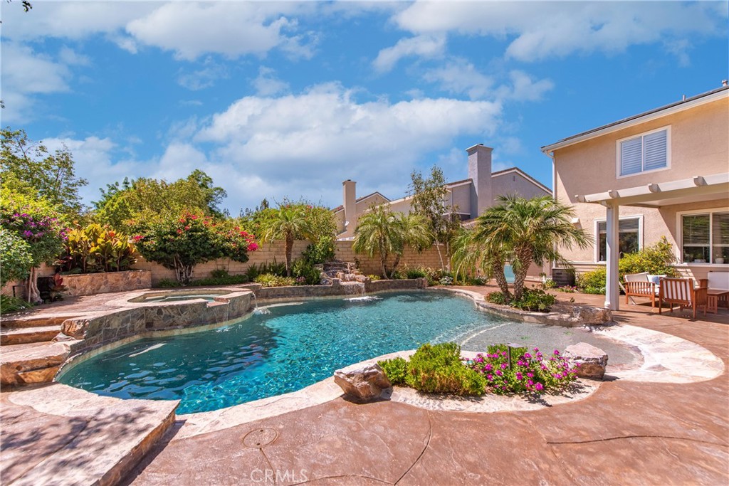 Auburn Lane (401) - Residential