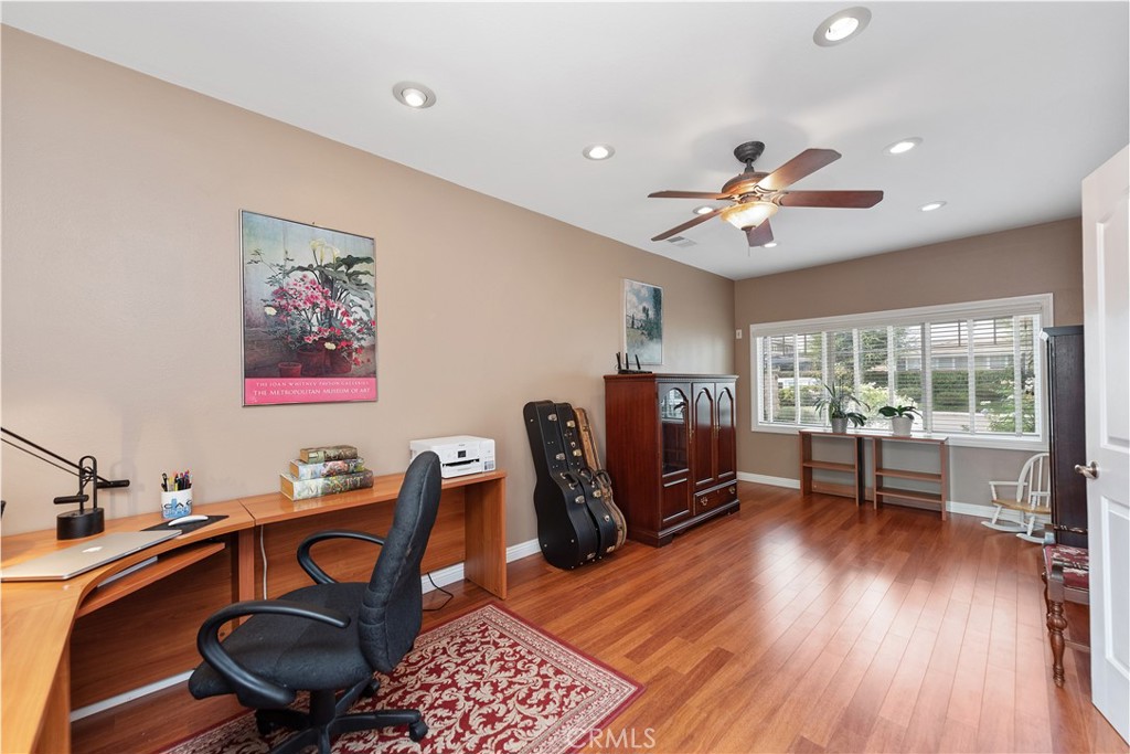 Auburn Lane (401) - Residential