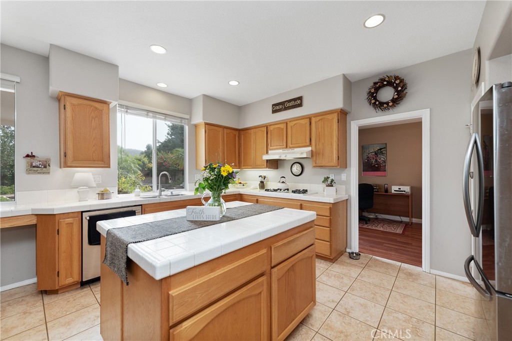 Auburn Lane (401) - Residential