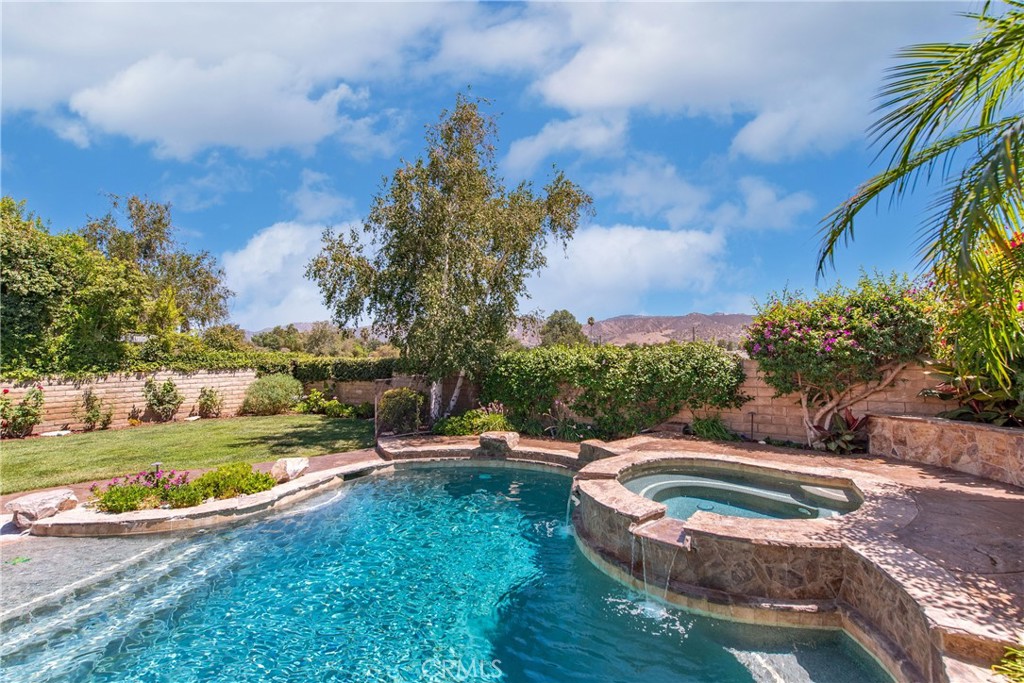 Auburn Lane (401) - Residential