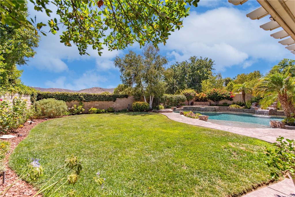 Auburn Lane (401) - Residential