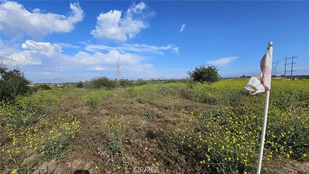 Great opportunity to buy 5.45 acres of land located in Oak Hills, residential/ rural living.