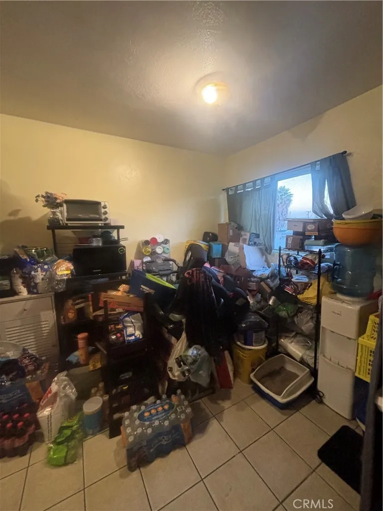 Bell, California 90201, United States, ,Residential,Active,49978