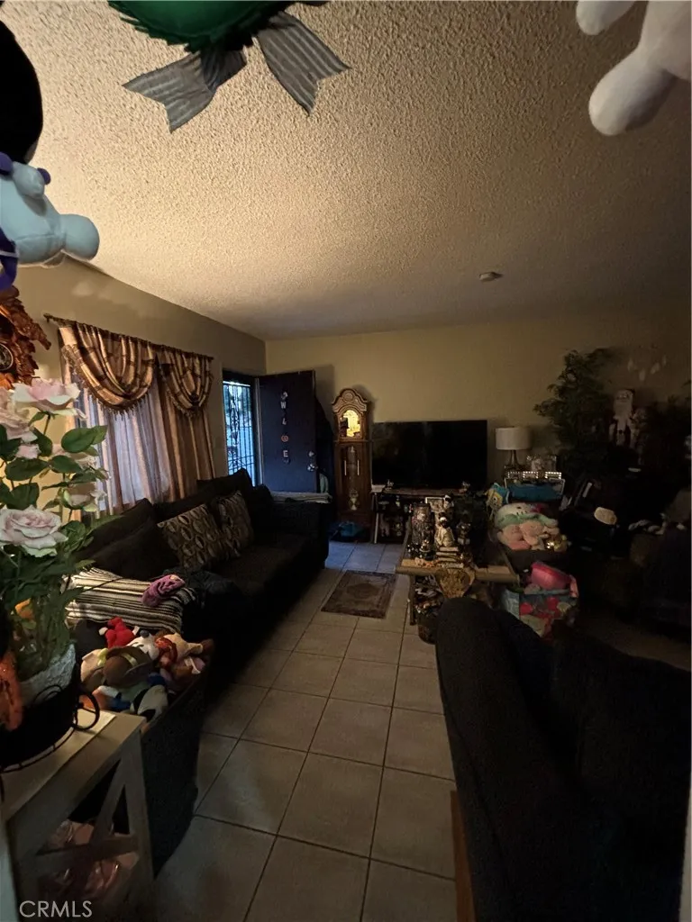 Bell, California 90201, United States, ,Residential,Active,49978