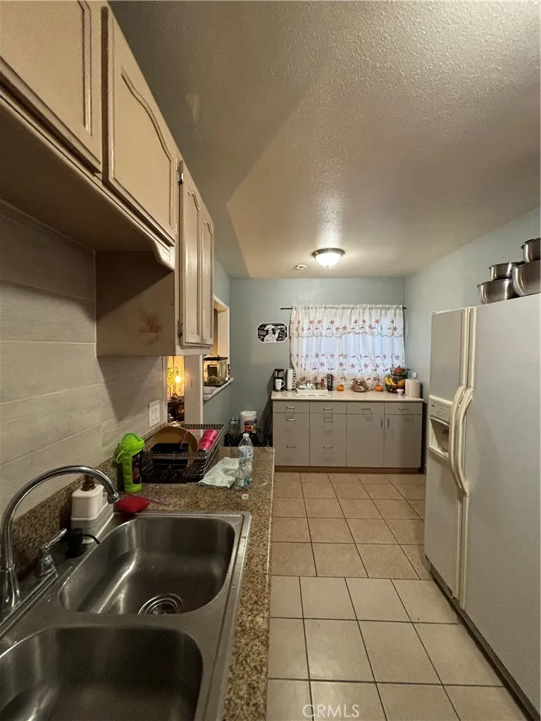 Bell, California 90201, United States, ,Residential,Active,49978
