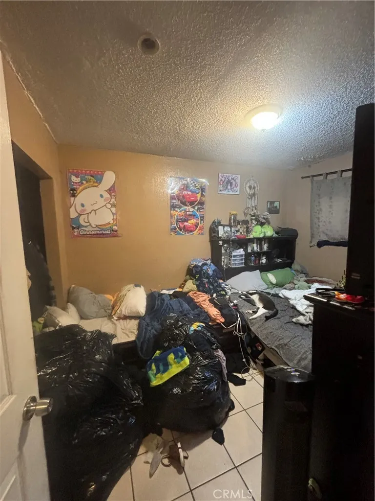 Bell, California 90201, United States, ,Residential,Active,49978