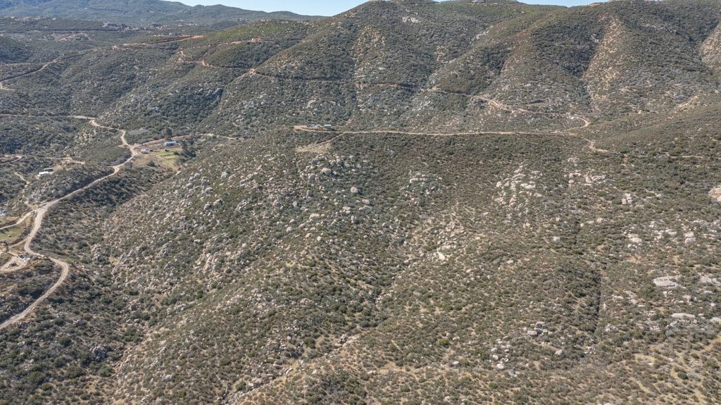 Solera (SLRA) - Land