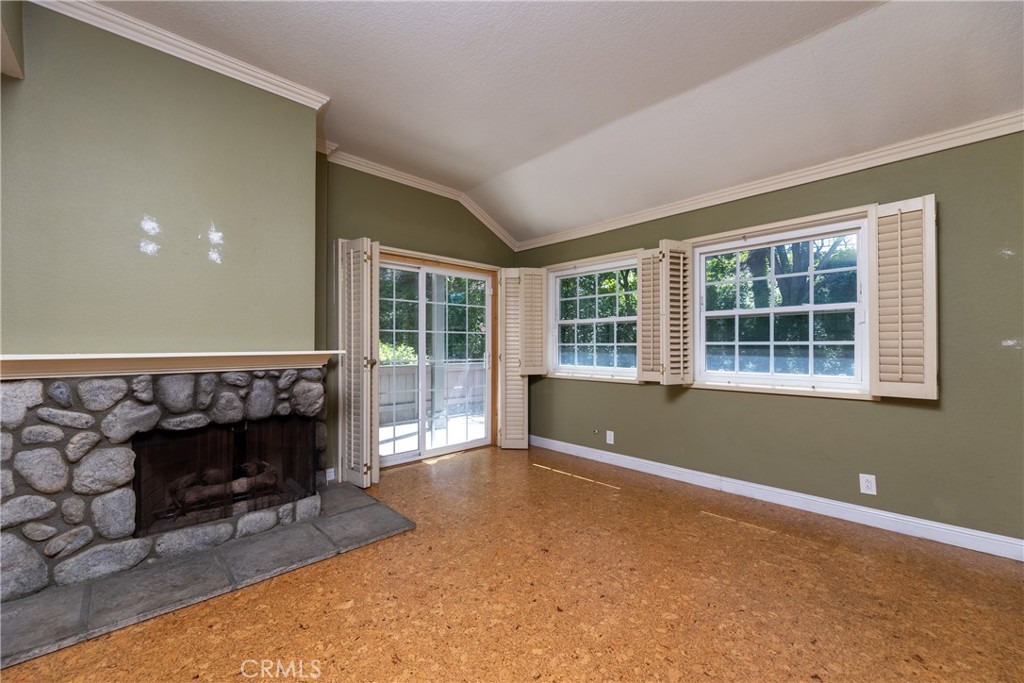 Country Terrace (CNTR) - Residential