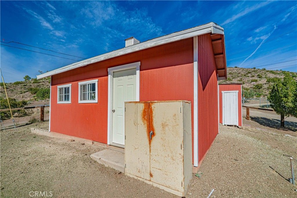 listing image 50