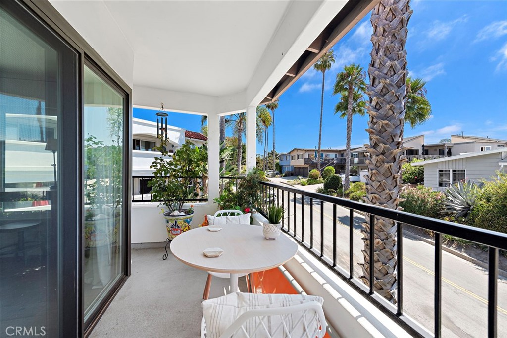 210 avenida montalvo 4