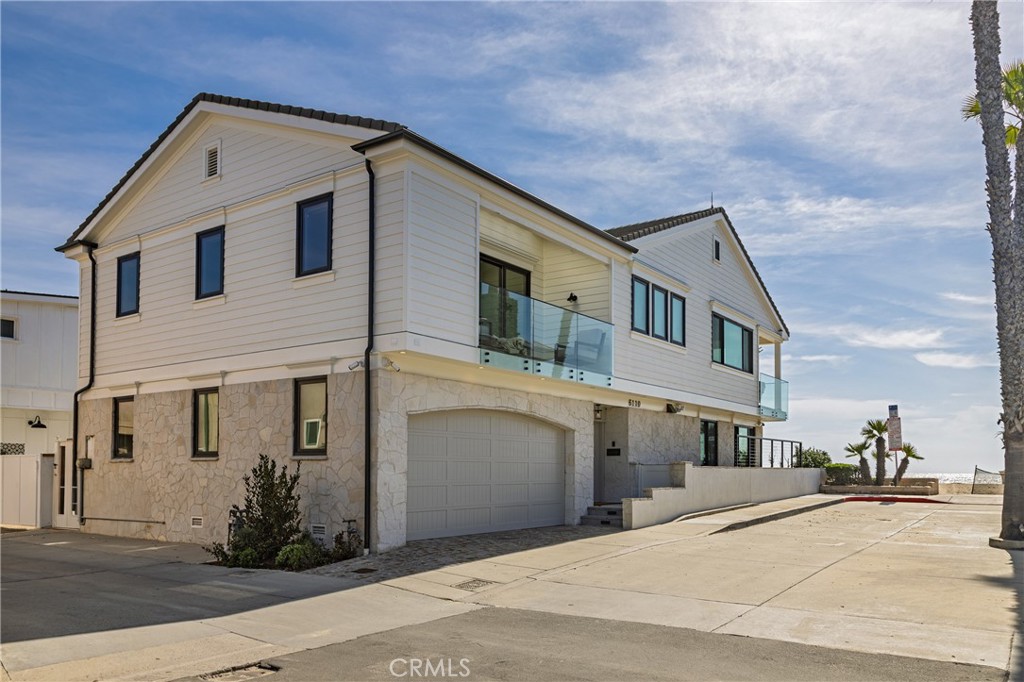 6110 W Oceanfront