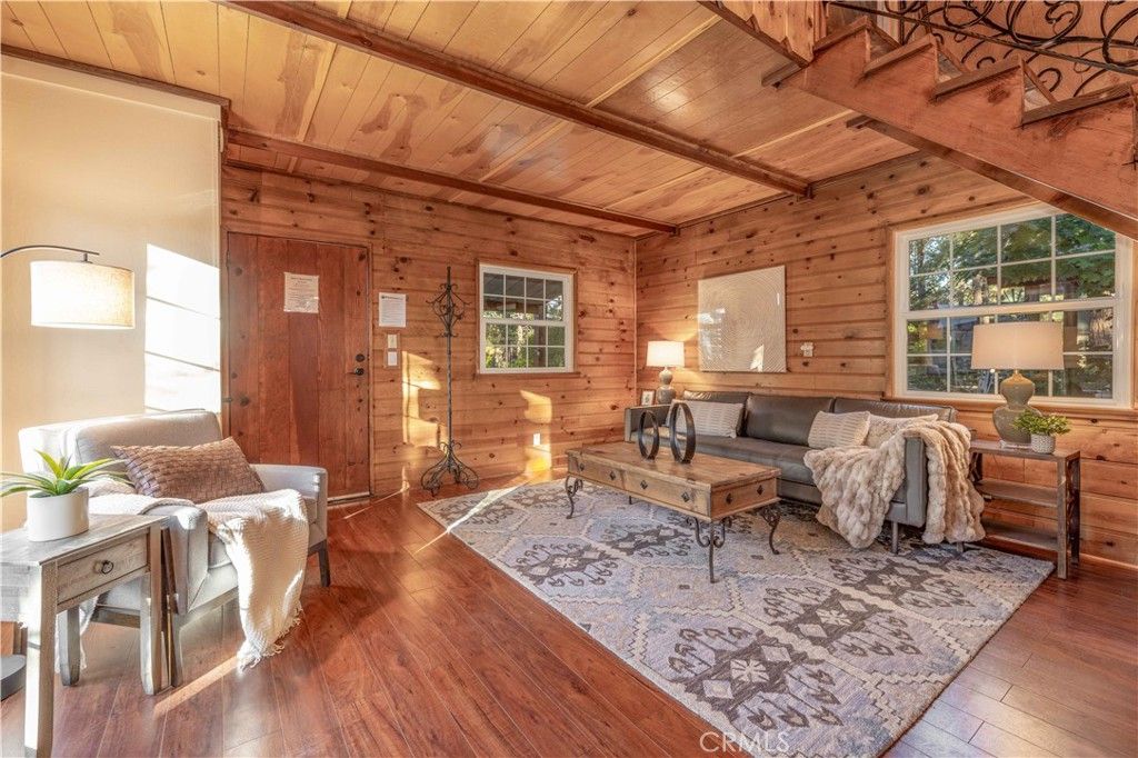 listing image 130722912415021304290