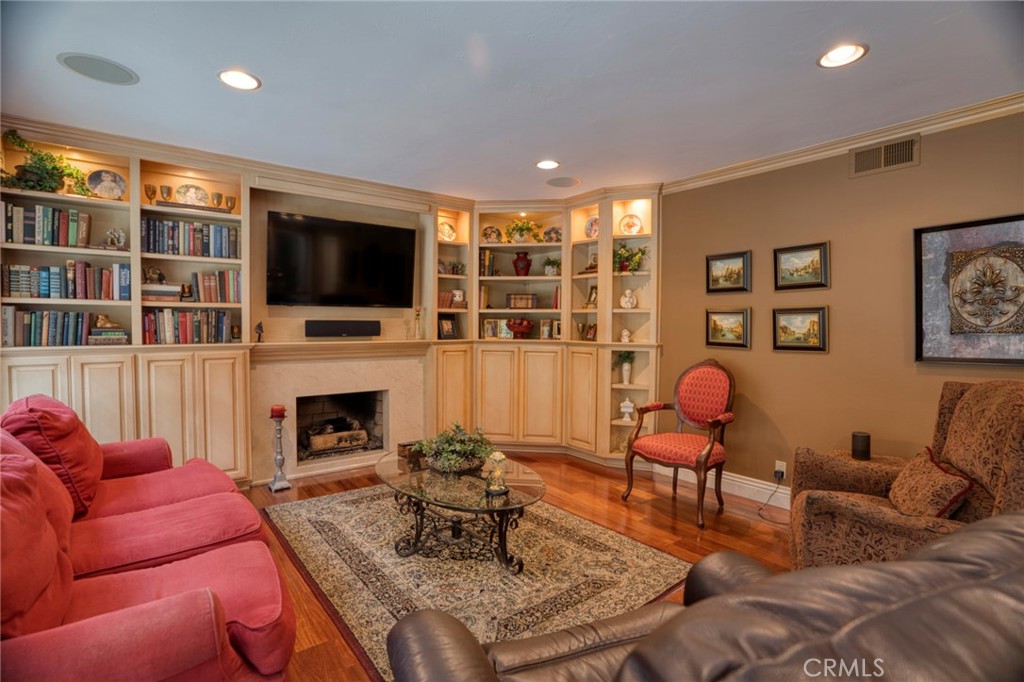 Sunny Hills (SUNH) - Residential