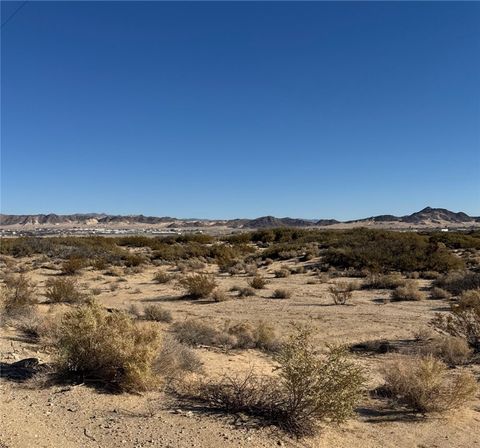 Photo of 2 1/2 ACRES, APN#0620-251-09-0000, 29 Palms, CA 92277 (MLS # JT24101126)